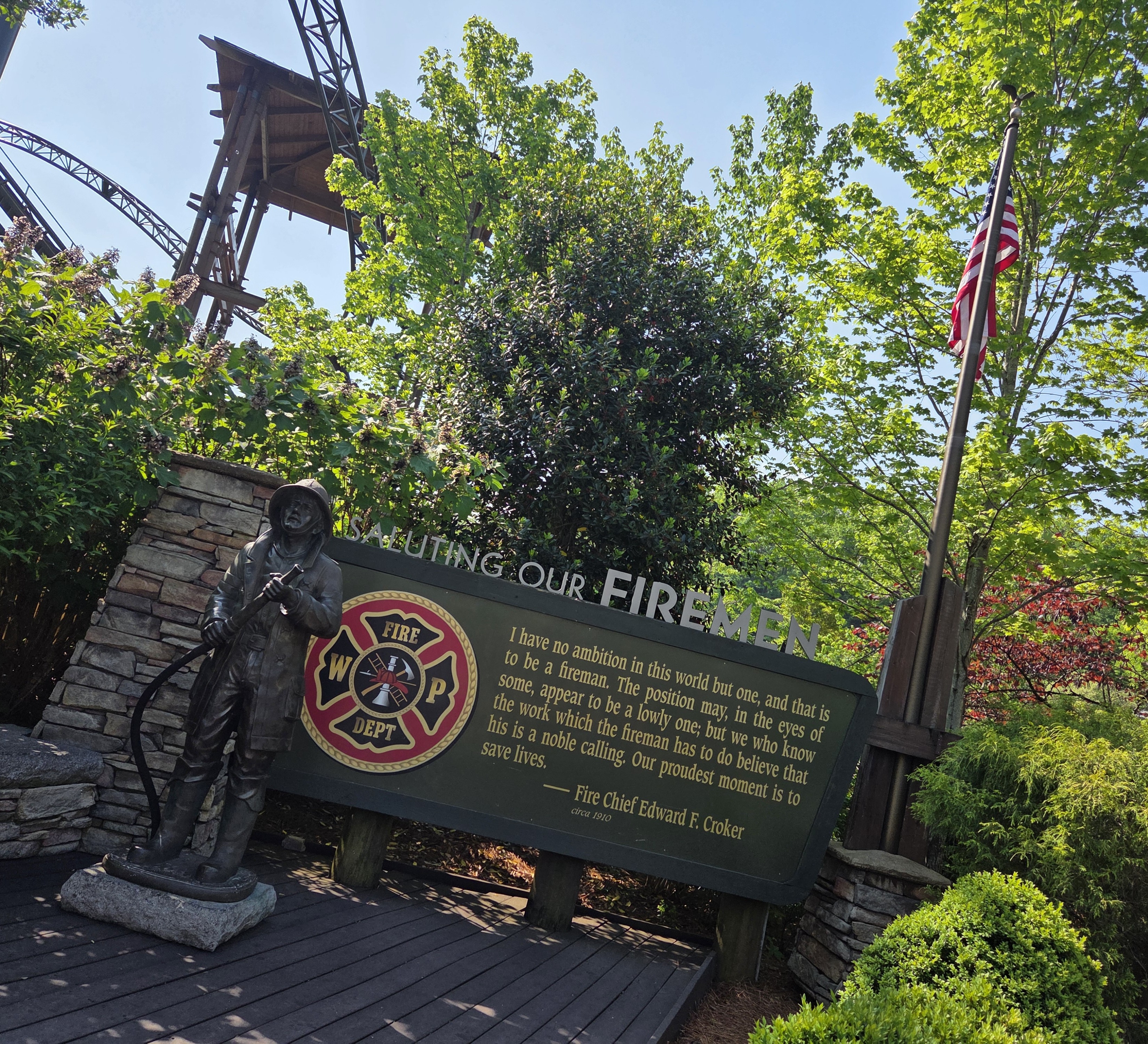 Sign and Statue outside FireChaser Express
